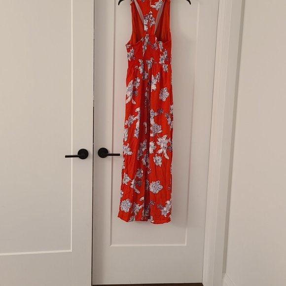 Similar to Lulu Size large: Long red maxi dress Red dress by Japna - Picture 4 of 5